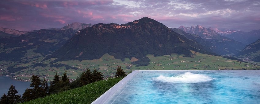 piscina_svizzera.jpg